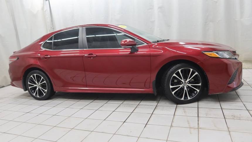 2018 Toyota Camry SE — Sedan — 122,212 mi — Fargo, ND