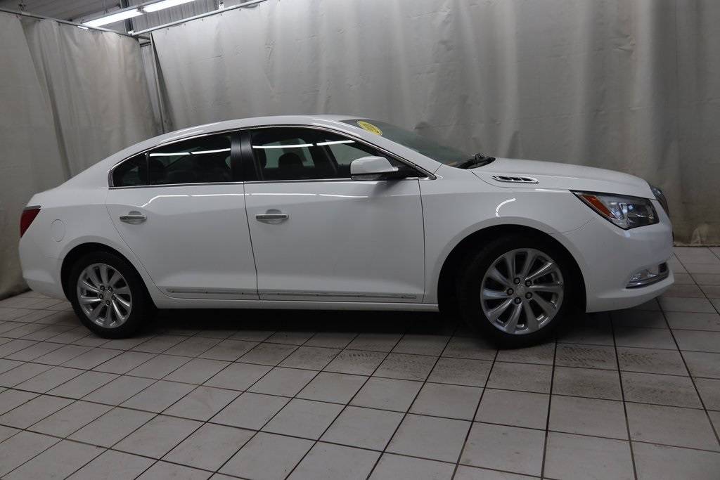 2016 Buick LaCrosse Leather — Sedan — 124,801 mi — Fargo, ND