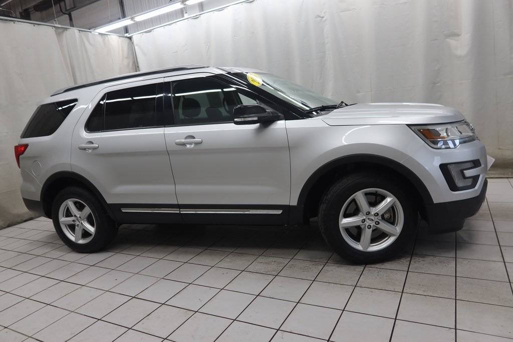 2017 Ford Explorer XLT — SUV — 107,871 mi — Fargo, ND