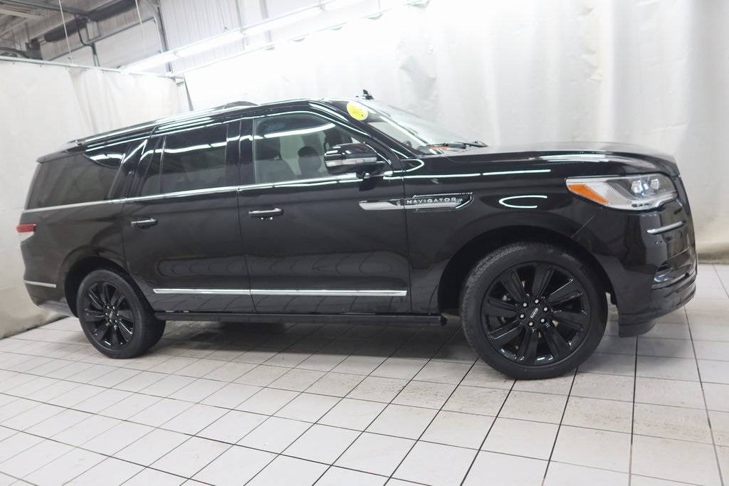 2023 Lincoln Navigator Reserve — SUV — 40,754 mi — Fargo, ND