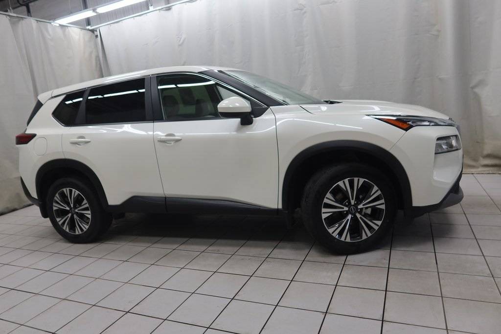 2023 Nissan Rogue SV — SUV — 8,138 mi — Fargo, ND