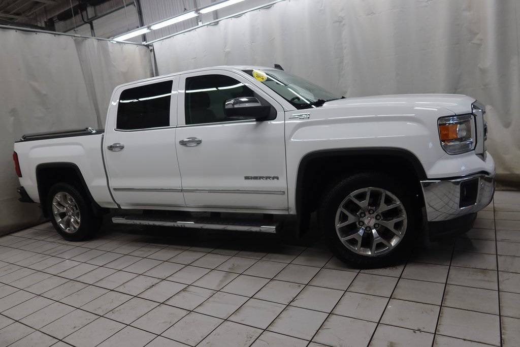 2015 GMC Sierra 1500 SLT — Pickup Truck — 101,534 mi — Fargo, ND