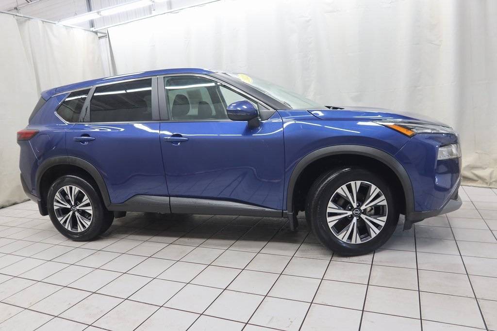 2022 Nissan Rogue SV — SUV — 28,084 mi — Fargo, ND