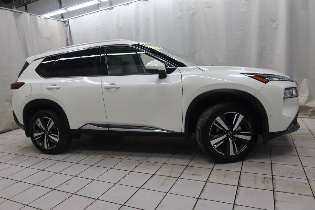 2023 Nissan Rogue SL — SUV — 5,307 mi — Fargo, ND