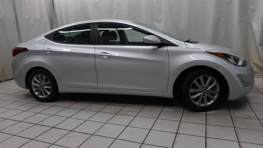 2014 Hyundai Elantra SE — Sedan — 125,629 mi — Fargo, ND