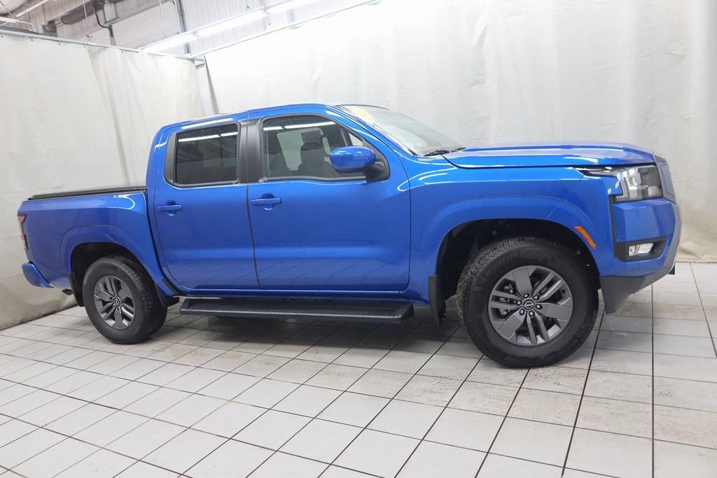 2025 Nissan Frontier SV — Pickup Truck — 2,362 mi — Fargo, ND
