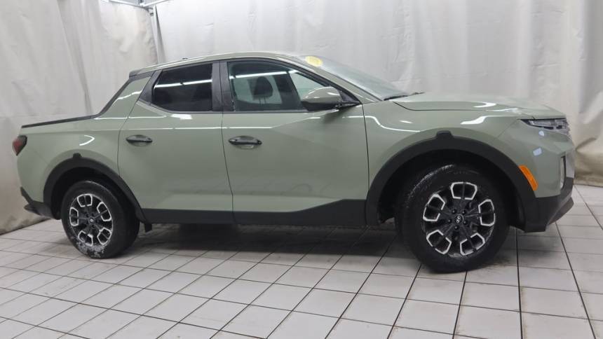 2024 Hyundai Santa Cruz SE — Pickup Truck — 8,096 mi — Fargo, ND