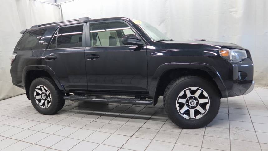 2020 Toyota 4Runner TRD Off Road — SUV — 122,359 mi — Fargo, ND