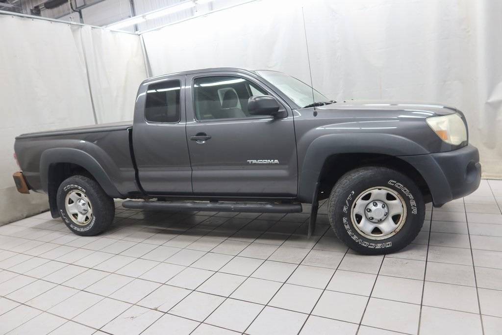 2010 Toyota Tacoma Base — Pickup Truck — 104,670 mi — Fargo, ND