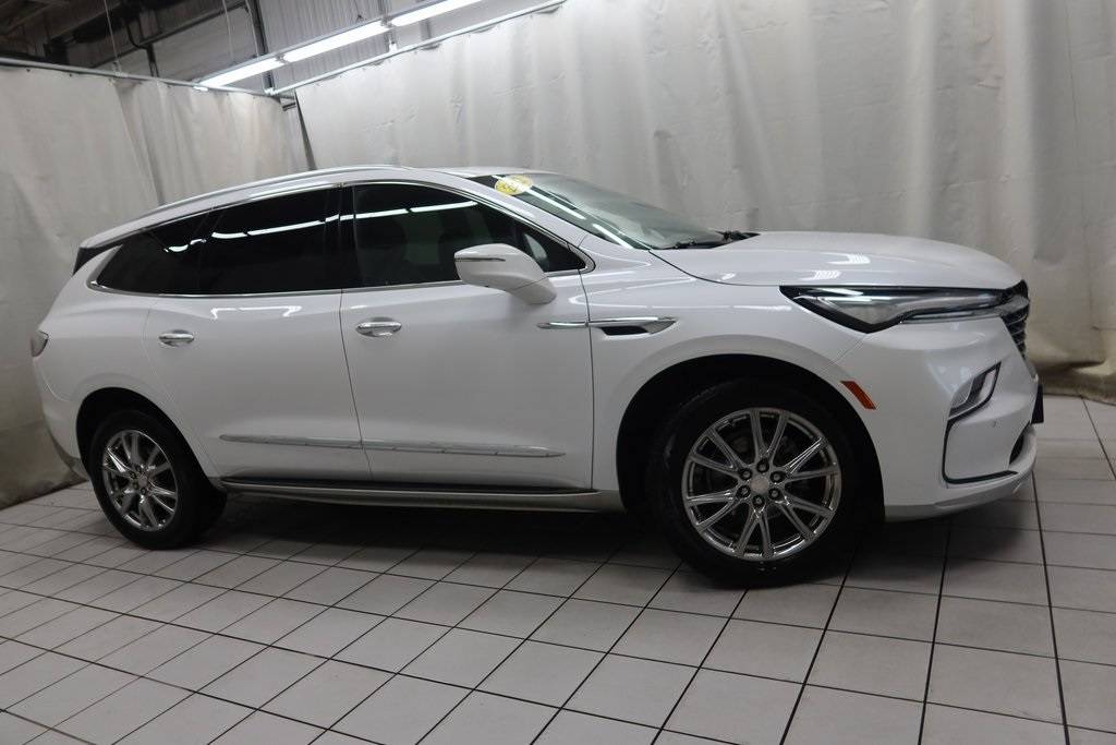 2022 Buick Enclave Premium — SUV — 21,750 mi — Fargo, ND