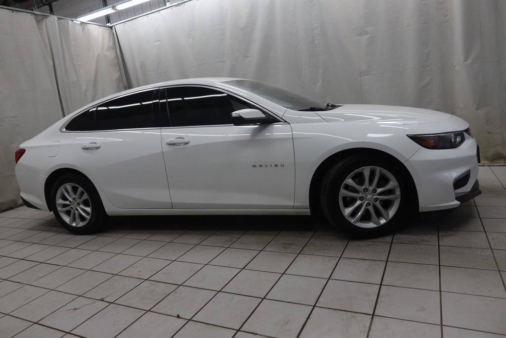 2017 Chevrolet Malibu LT — Sedan — 77,642 mi — Fargo, ND