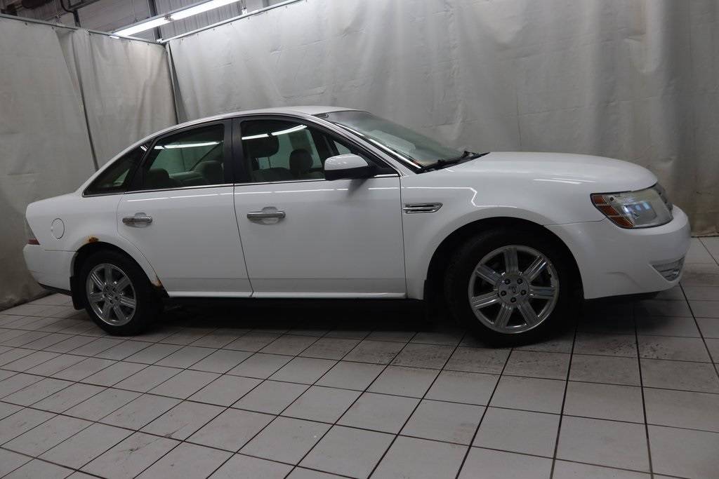 2008 Ford Taurus SEL — Sedan — 169,883 mi — Fargo, ND