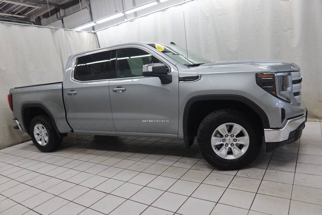 2024 GMC Sierra 1500 SLE — Pickup Truck — 10,990 mi — Fargo, ND
