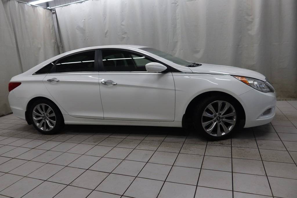 2013 Hyundai Sonata SE — Sedan — 151,375 mi — Fargo, ND