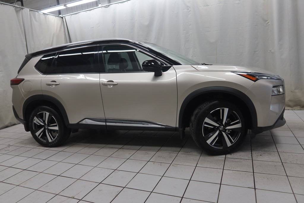 2021 Nissan Rogue SL — SUV — 16,842 mi — Fargo, ND