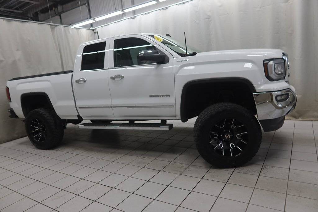 2018 GMC Sierra 1500 SLT — Pickup Truck — 90,793 mi — Fargo, ND