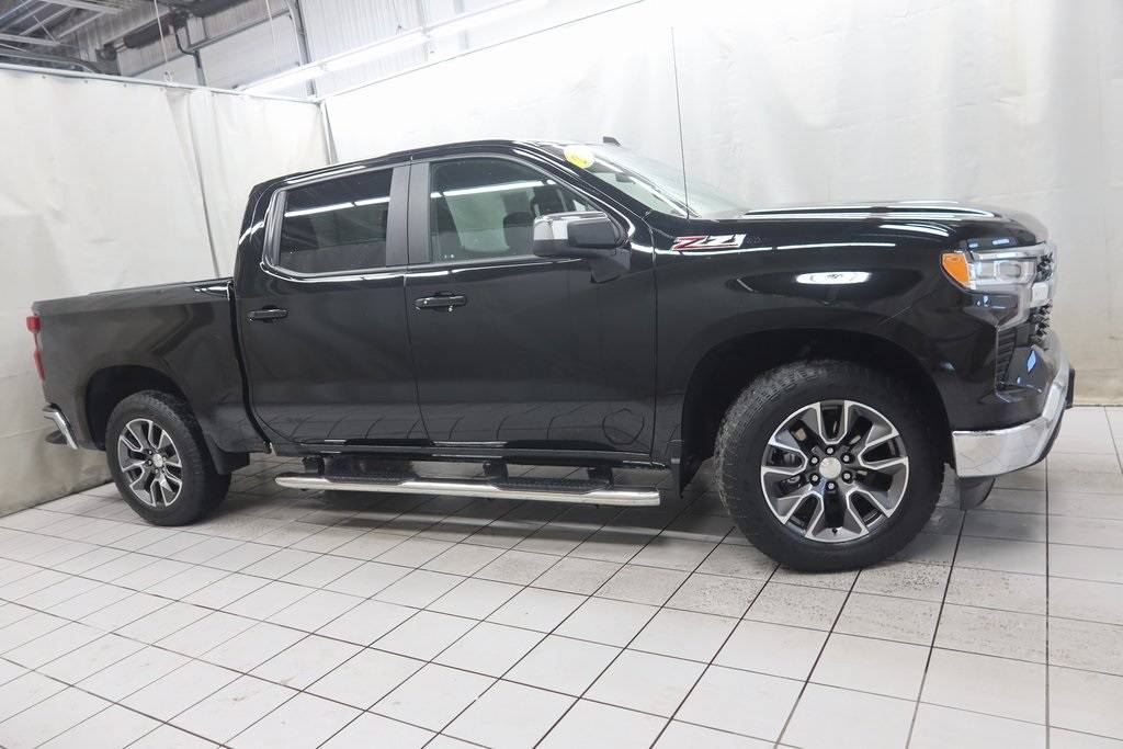2022 Chevrolet Silverado 1500 LT — Pickup Truck — 23,571 mi — Fargo, ND