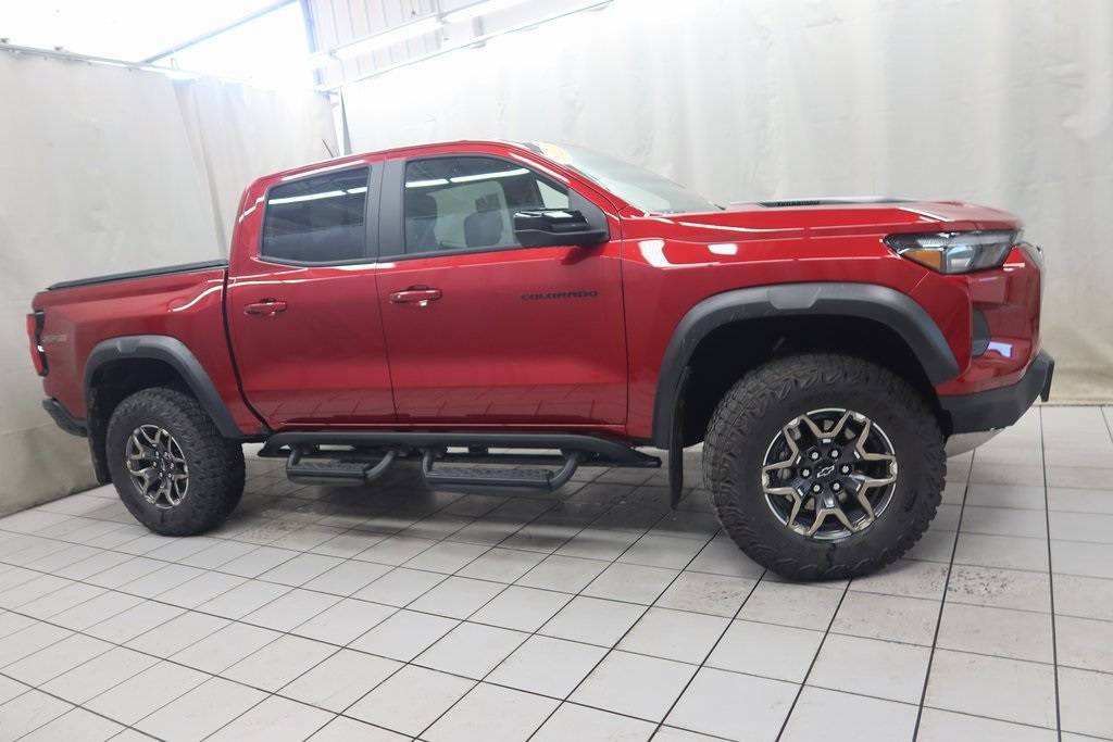 2025 Chevrolet Colorado ZR2 — Pickup Truck — 4,359 mi — Fargo, ND