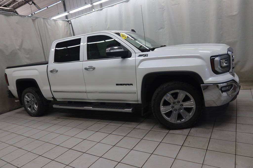 2017 GMC Sierra 1500 SLT — Pickup Truck — 149,138 mi — Fargo, ND
