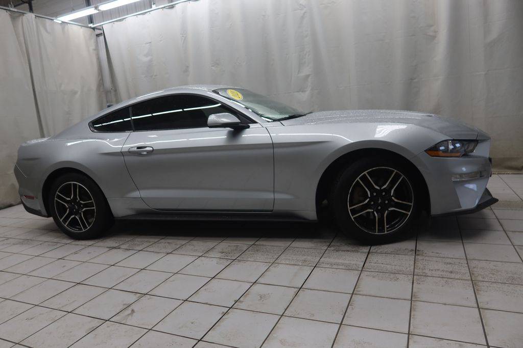 2020 Ford Mustang EcoBoost