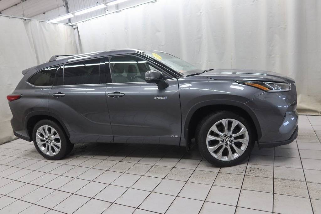 2021 Toyota Highlander Hybrid Limited — SUV — 81,213 mi — Fargo, ND