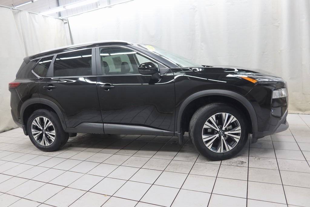 2022 Nissan Rogue SV — SUV — 31,593 mi — Fargo, ND