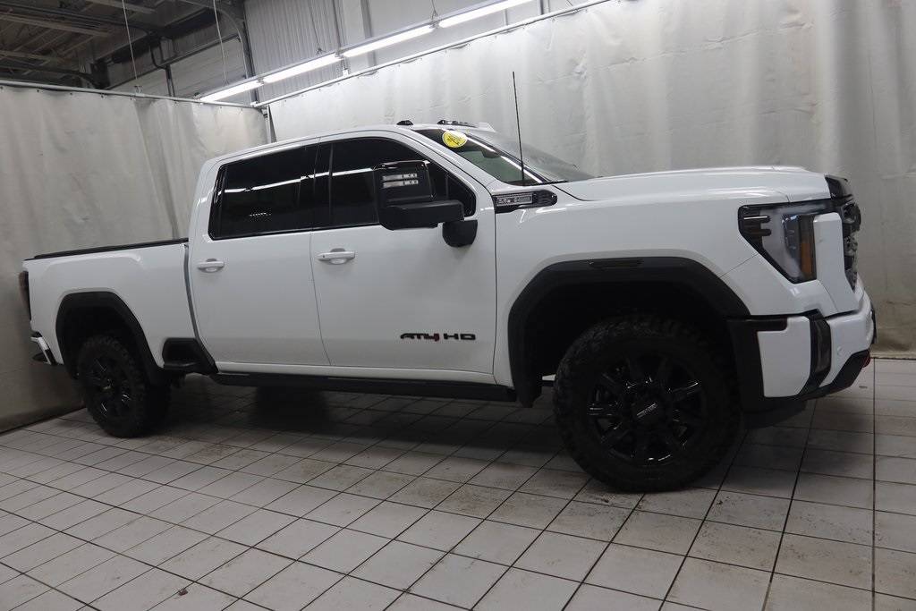 2024 GMC Sierra 2500HD AT4 — Pickup Truck — 7,952 mi — Fargo, ND