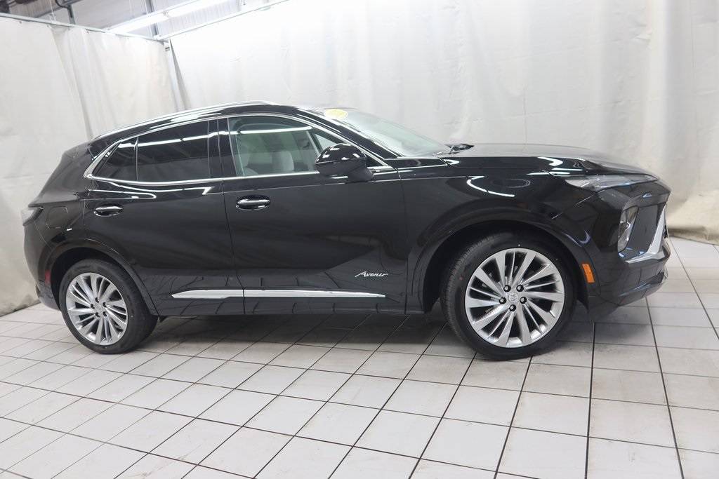 2025 Buick Envision Avenir — SUV — 3,214 mi — Fargo, ND