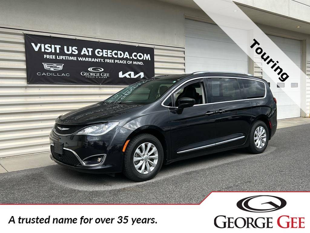 2018 Chrysler Pacifica Touring L — Minivan — 82,694 mi — Coeur D'Alene, ID