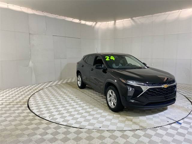2024 Chevrolet Trax LS — SUV — 17,557 mi — Redford, MI