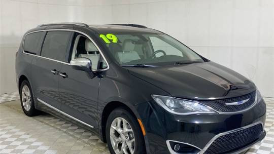 2019 Chrysler Pacifica Limited — Minivan — 77,499 mi — Redford, MI