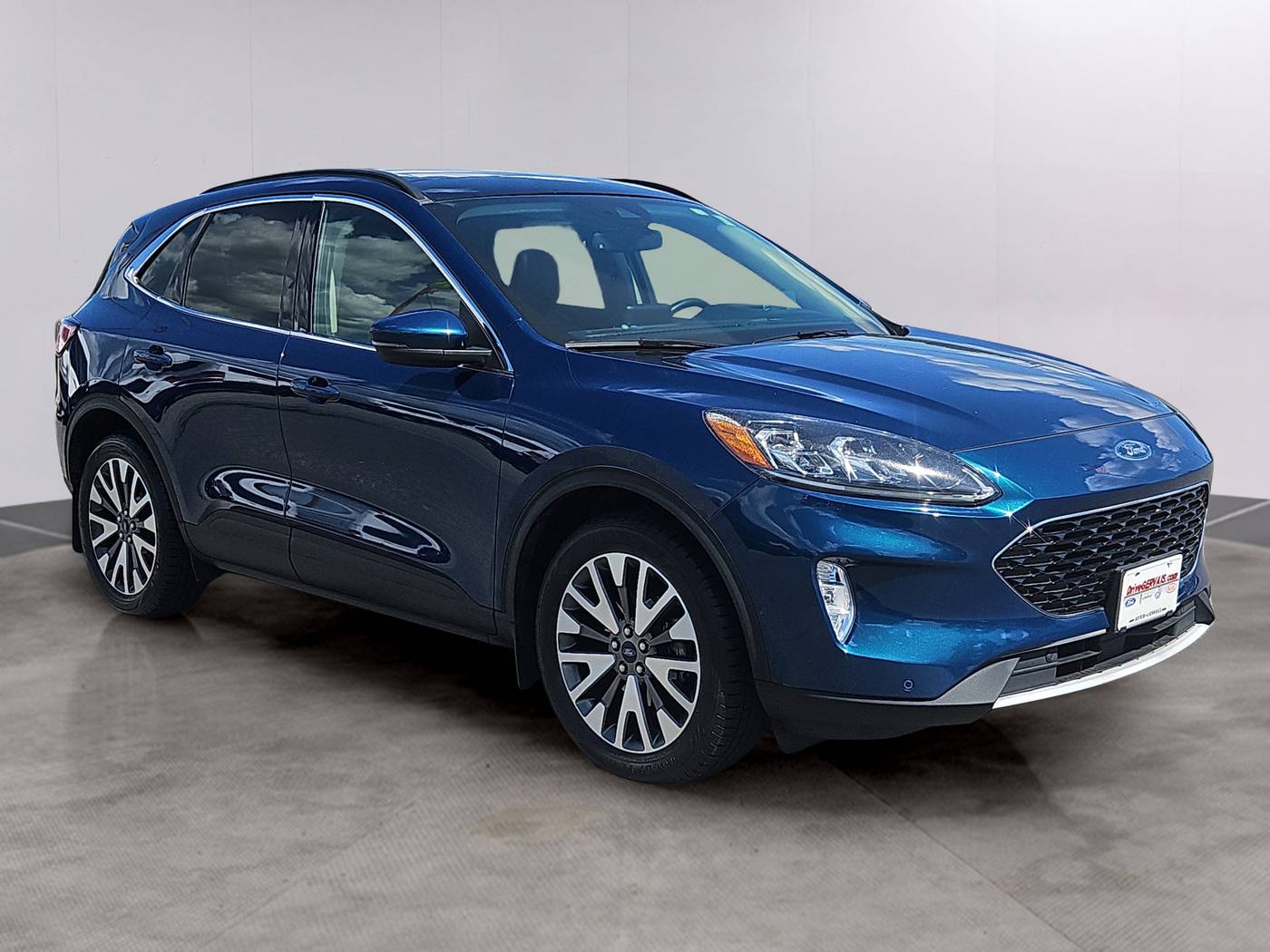 2020 Ford Escape Titanium — SUV — 86,878 mi — Ayer, MA