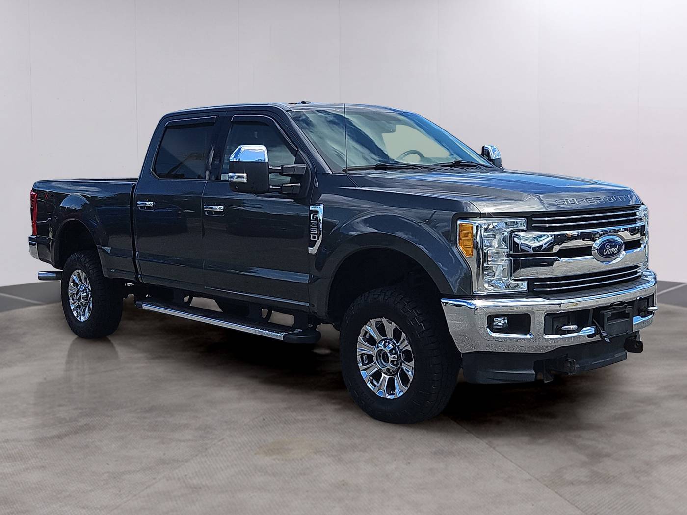 2017 Ford Super Duty F-350 Lariat — Pickup Truck — 110,321 mi — Ayer, MA