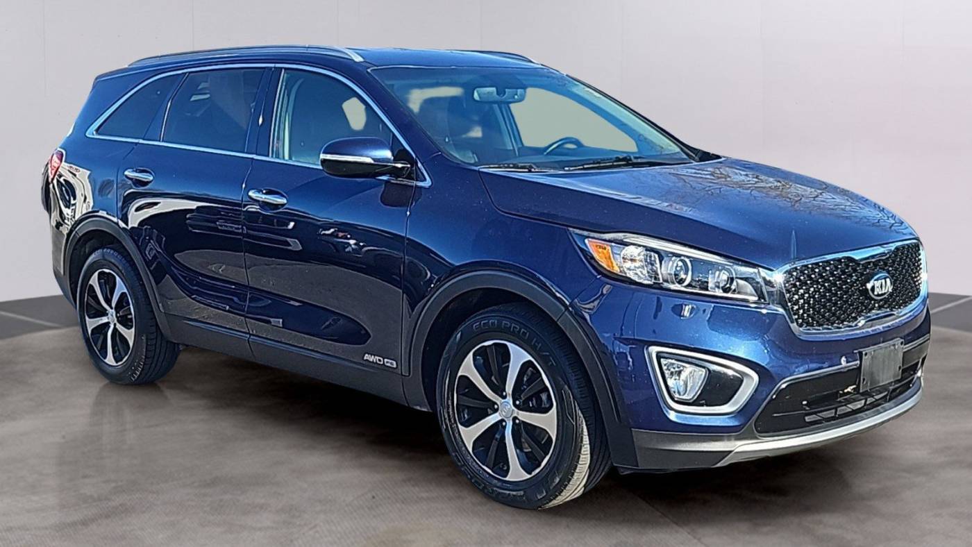 2016 Kia Sorento EX V6 — SUV — 86,543 mi — Lowell, MA