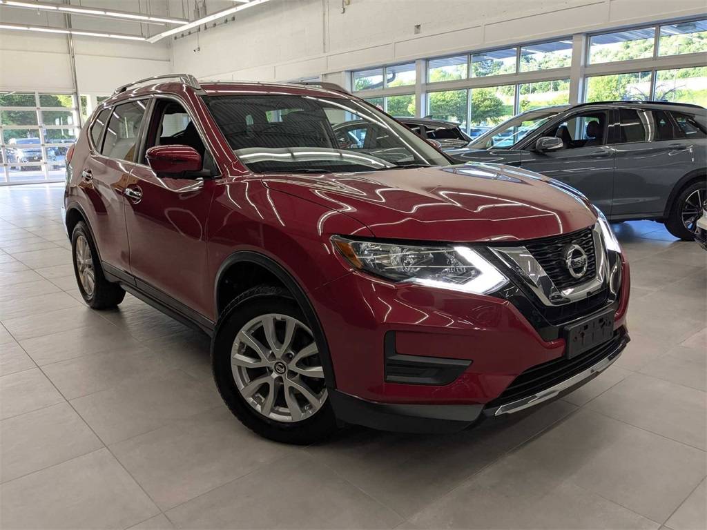 2017 Nissan Rogue SV — SUV — 102,449 mi — Danbury, CT