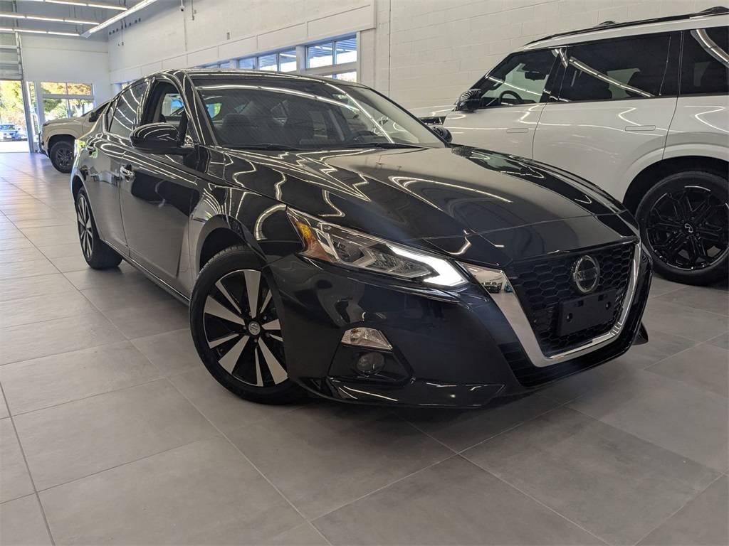 2020 Nissan Altima SV — Sedan — 31,341 mi — DANBURY, CT