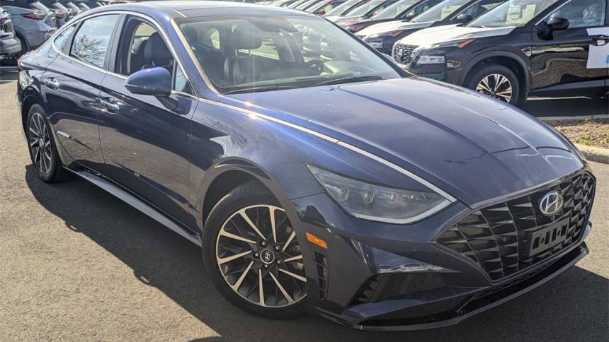 2022 Hyundai Sonata Limited — Sedan — 93,688 mi — DANBURY, CT