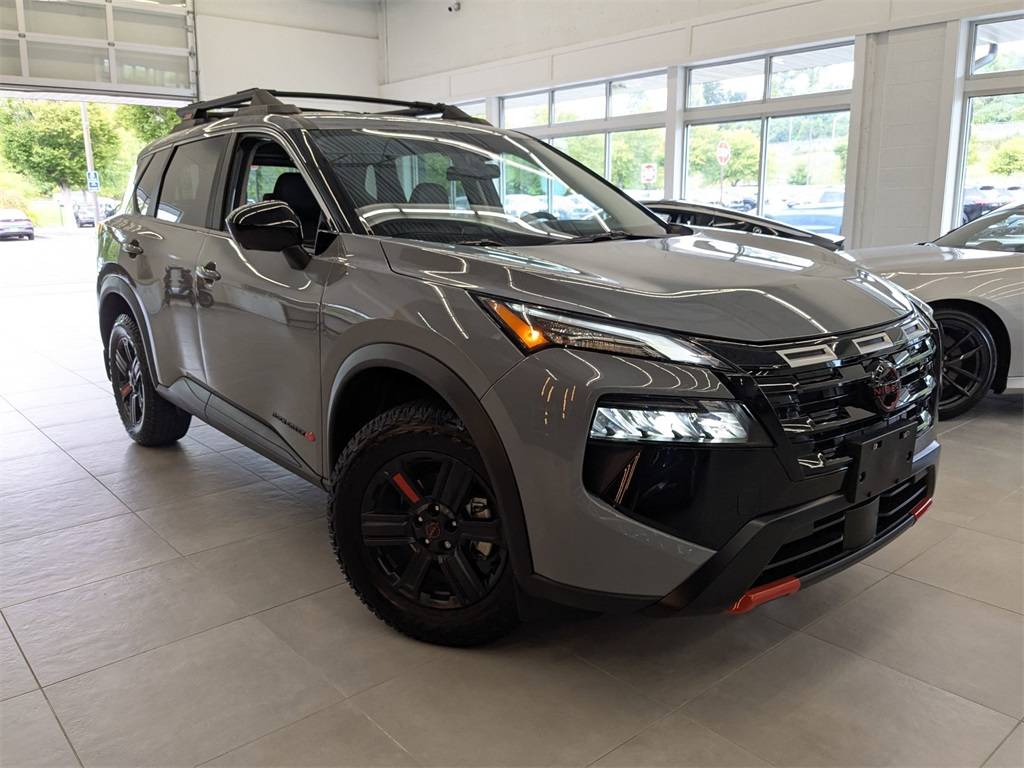 2025 Nissan Rogue Rock Creek — SUV — 3,220 mi — DANBURY, CT