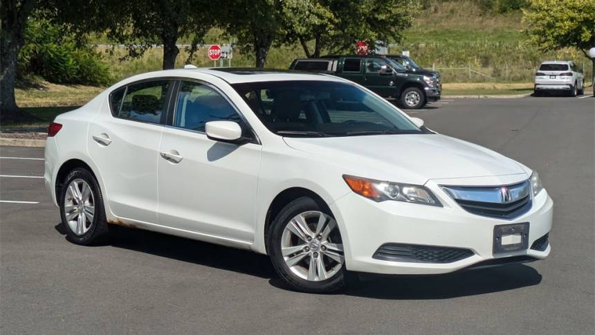2013 Acura ILX Standard — Sedan — 124,533 mi — Danbury, CT