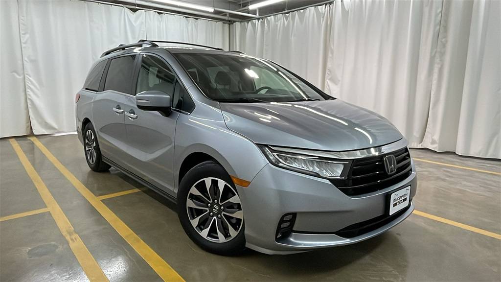 2022 Honda Odyssey EX-L — Minivan — 25,732 mi — Highland Park, IL