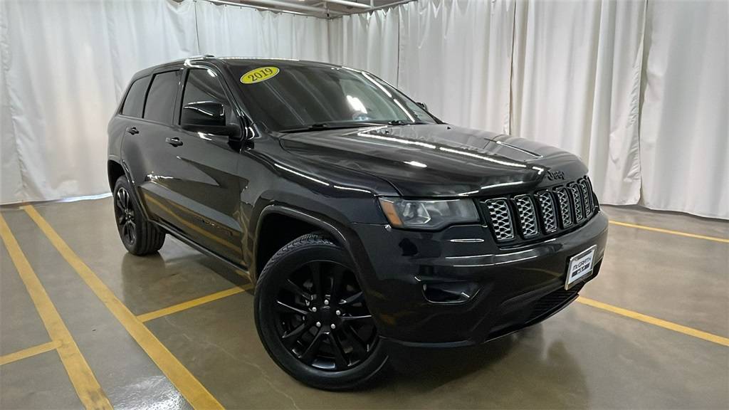 2019 Jeep Grand Cherokee Altitude — SUV — 48,009 mi — Highland Park, IL