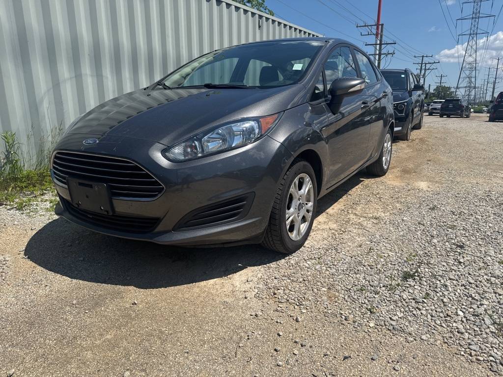 2016 Ford Fiesta SE — Sedan — 88,985 mi — Highland Park, IL