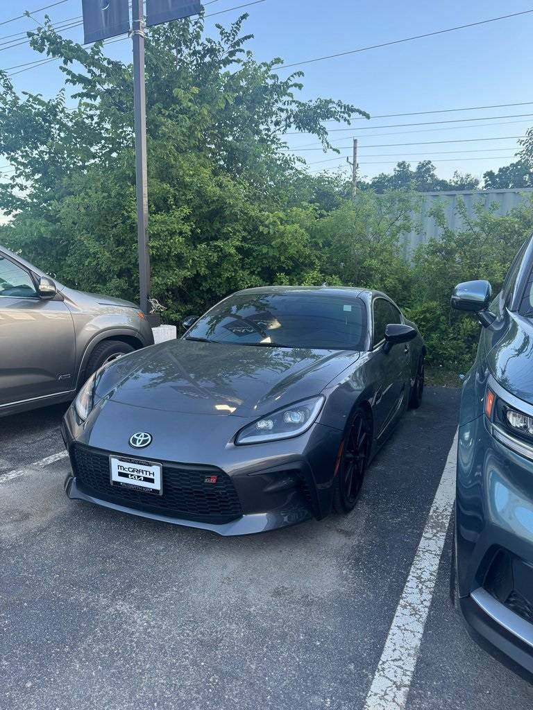 2022 Toyota GR86 Premium — Coupe — 33,717 mi — Highland Park, IL