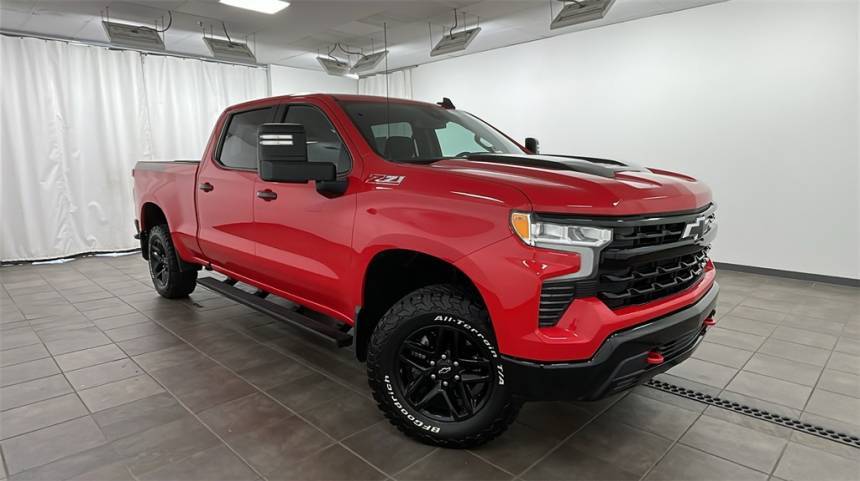 2023 Chevrolet Silverado 1500 LT Trail Boss — Pickup Truck — 15,538 mi — Highland Park, IL