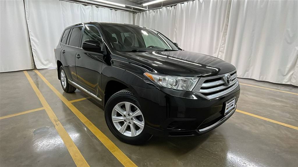 2013 Toyota Highlander Highlander V6 — SUV — 95,401 mi — Highland Park, IL