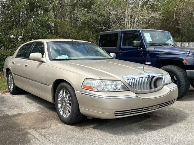 2007 Lincoln Town Car Signature Limited — Sedan — 130,853 mi — Pensacola, FL