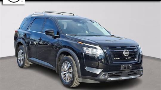 2022 Nissan Pathfinder SL — SUV — 35,779 mi — Groton, CT