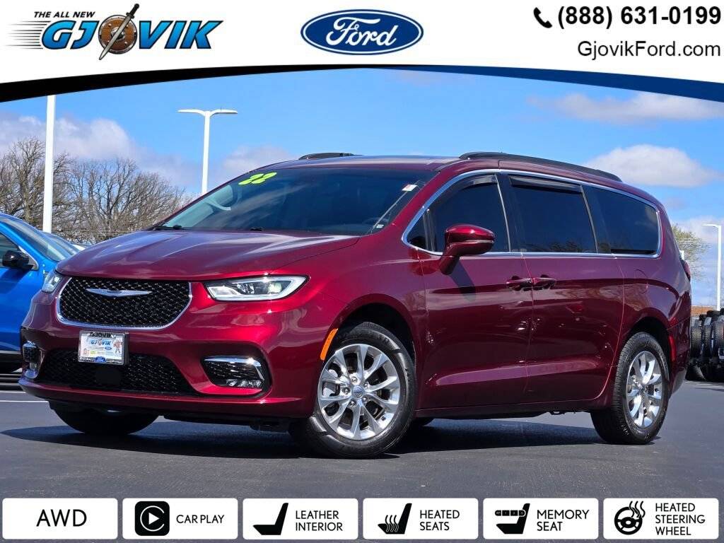 2022 Chrysler Pacifica Touring L — Minivan — 53,487 mi — Plano, IL
