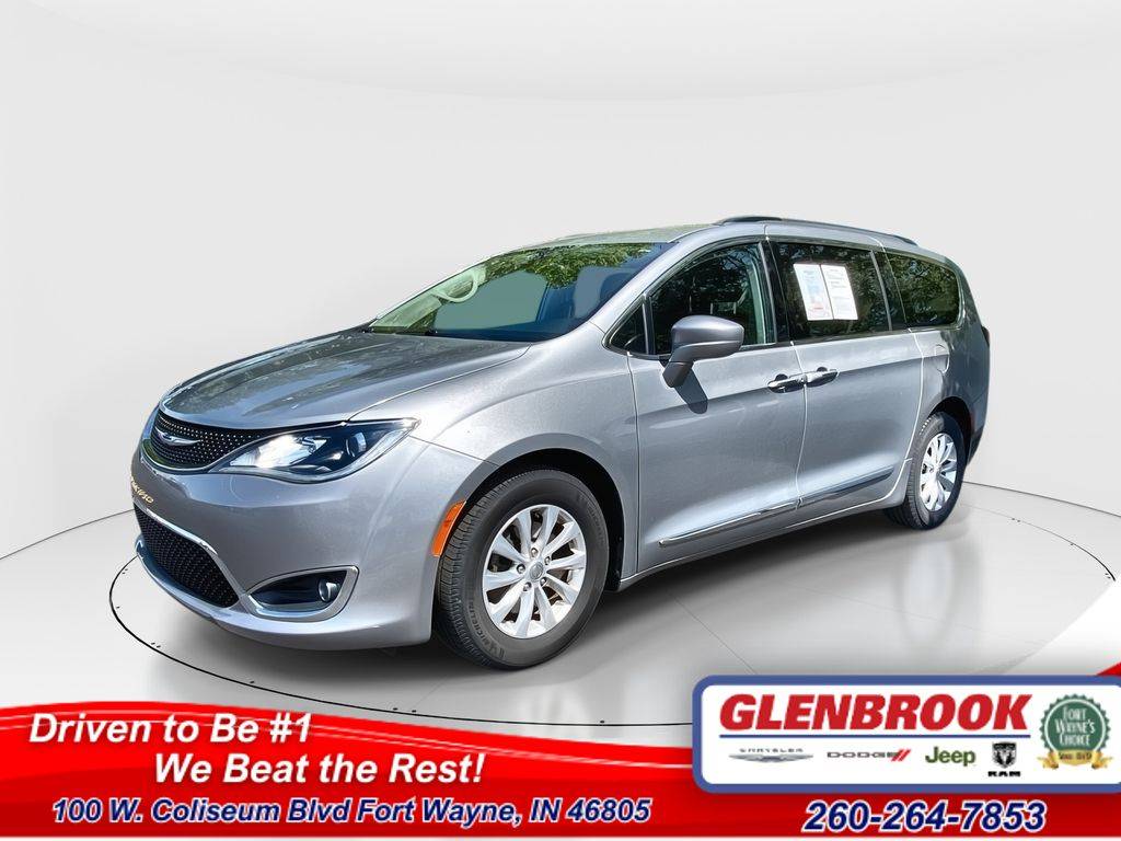 2017 Chrysler Pacifica Touring L — Minivan — 164,341 mi — Fort Wayne, IN