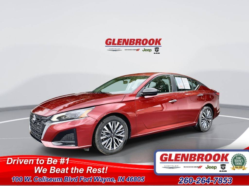 2025 Nissan Altima SV — Sedan — 19,362 mi — Fort Wayne, IN